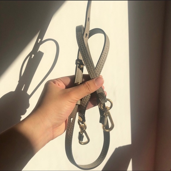 Chloé Nile Mini Bracelet Bag in Motty Gray - Picture 9 of 12